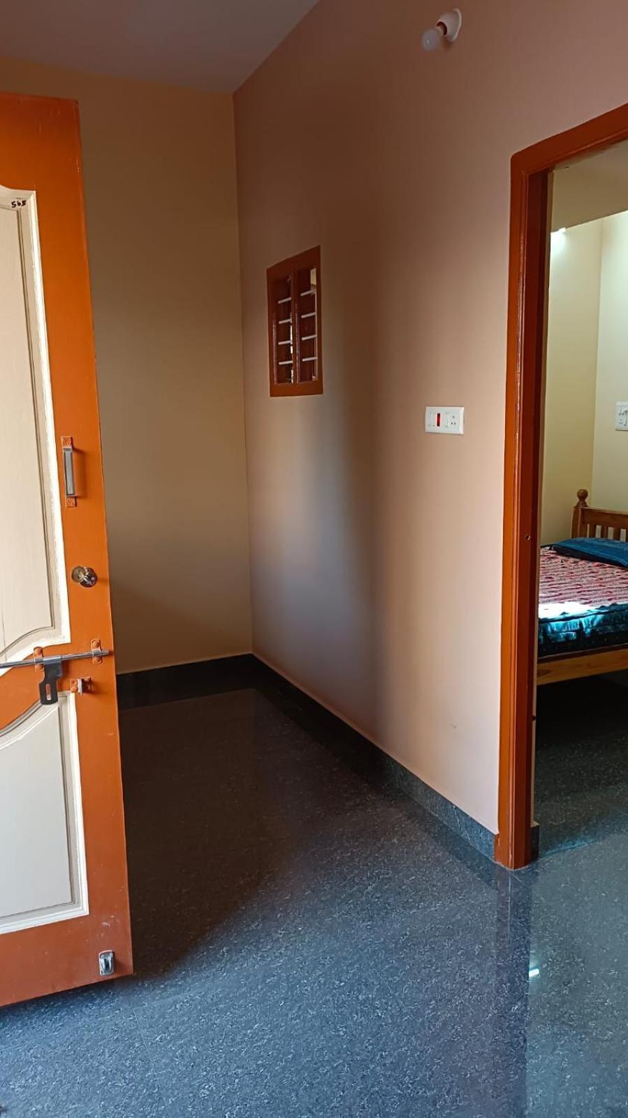 Sathya Guest House Tiruvannamalai Exterior photo